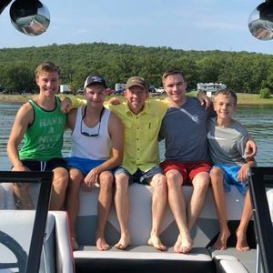 Meet your Posher, Davis